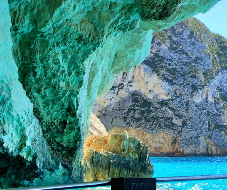 Groty Zachodniego wybrzeża Zakynthos, groty Porto Vromi, Zante, wakacje w Grecji, wakacje na Zakynthos