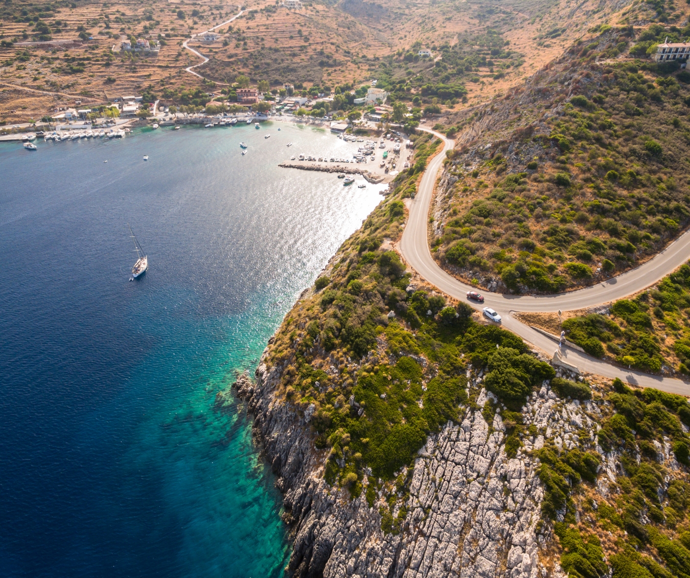 Widok z drona na port Agios Nikolaos na Zakynthos